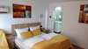 hotel_img